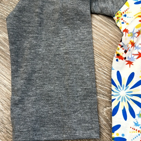 Lularoe Randy Tee - Picture 3 of 4